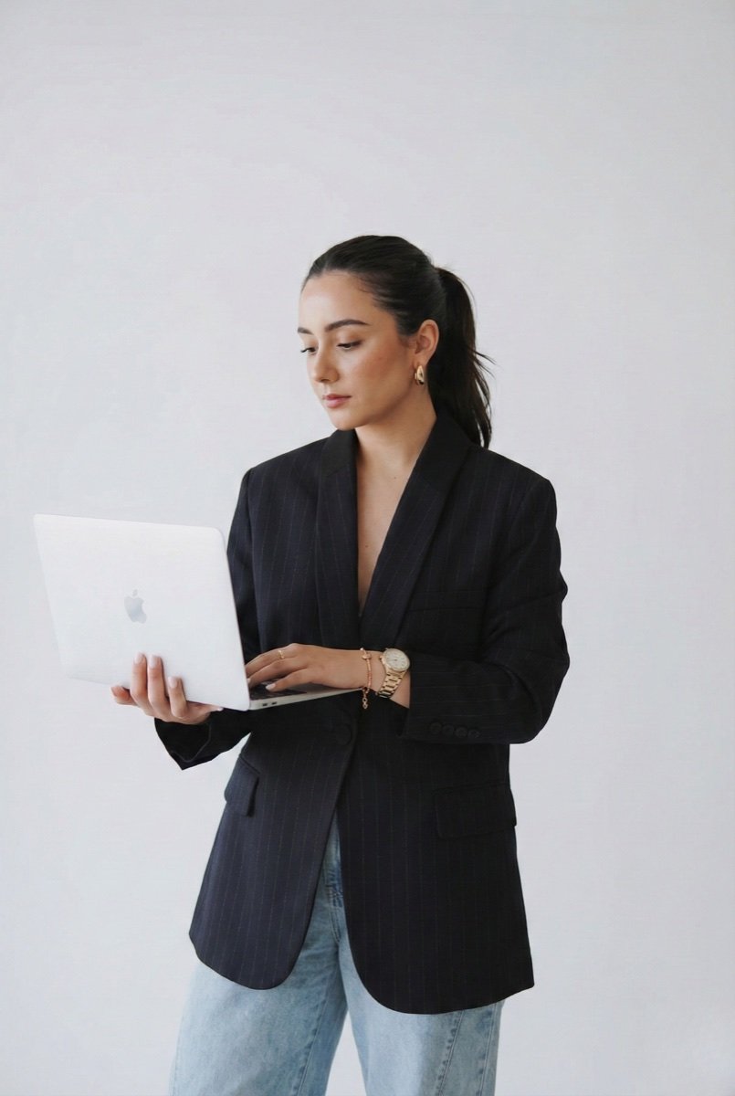 Fernanda Lozada, founder of Mandarine Marketing Agency